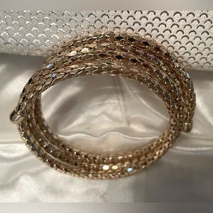 NWOT Gold Coloured 4 Row Flex Bracelet